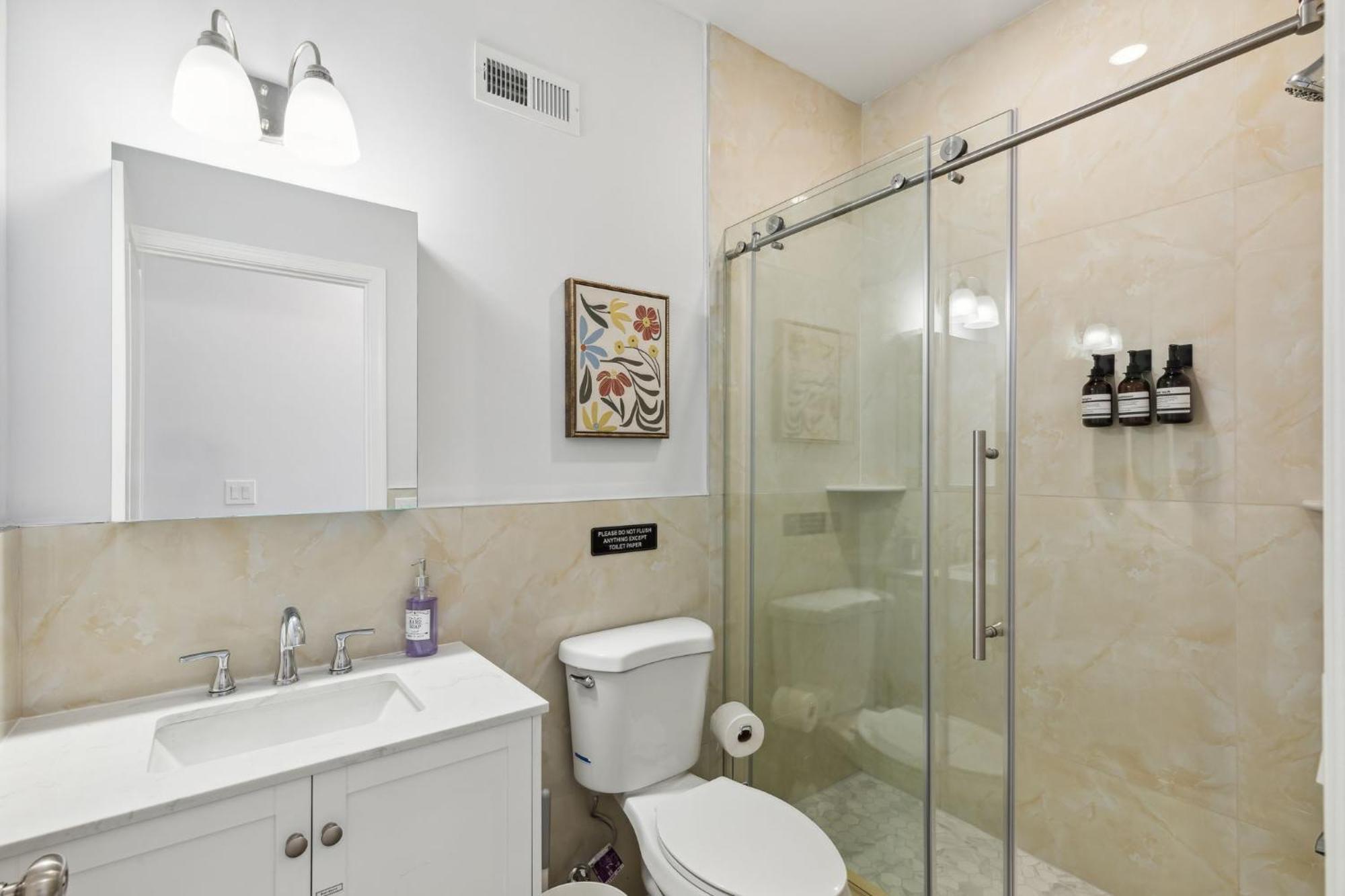 Stay At Luna At Convention Center Philadelphia Exterior photo